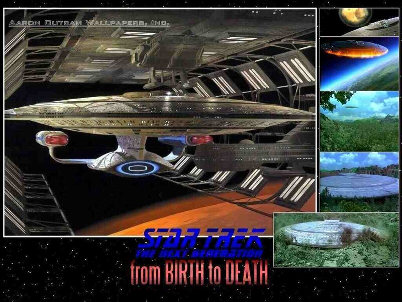 Starship in Space Station — Black, Dramatic