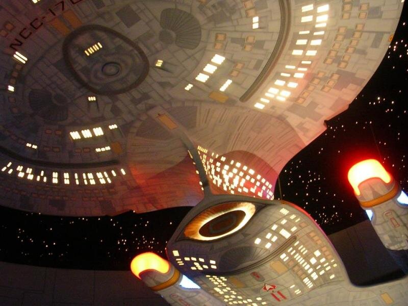 Starship Model — Gray, Dramatic