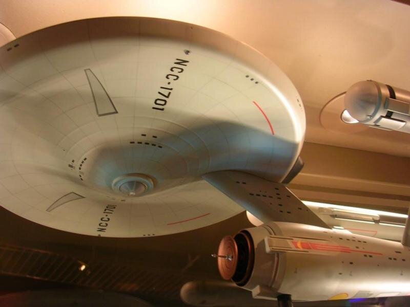 Starship Model — White