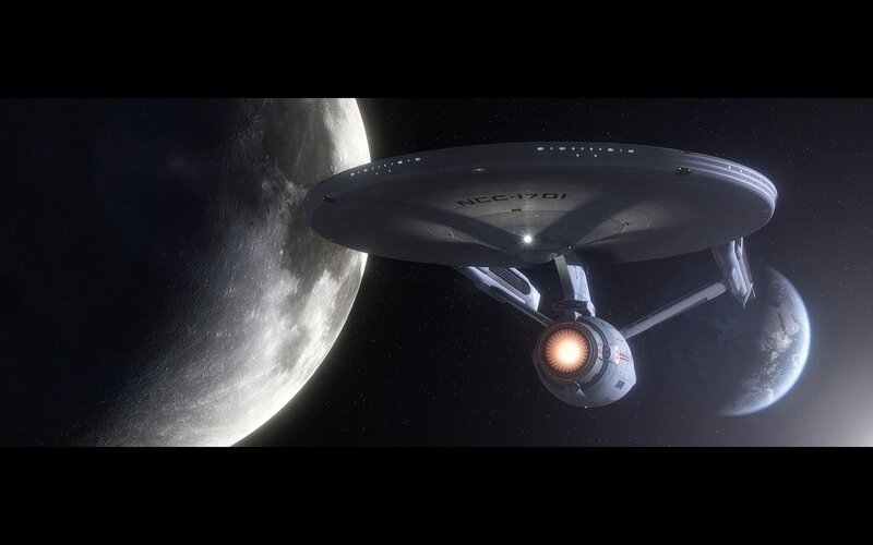Starship near a planet