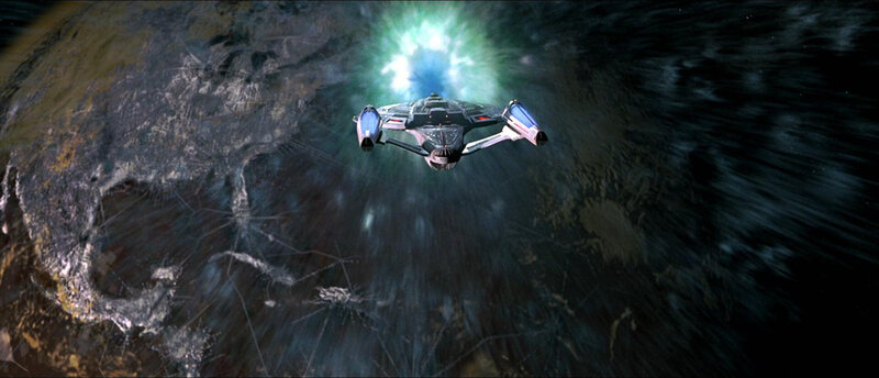 Starship near a planet