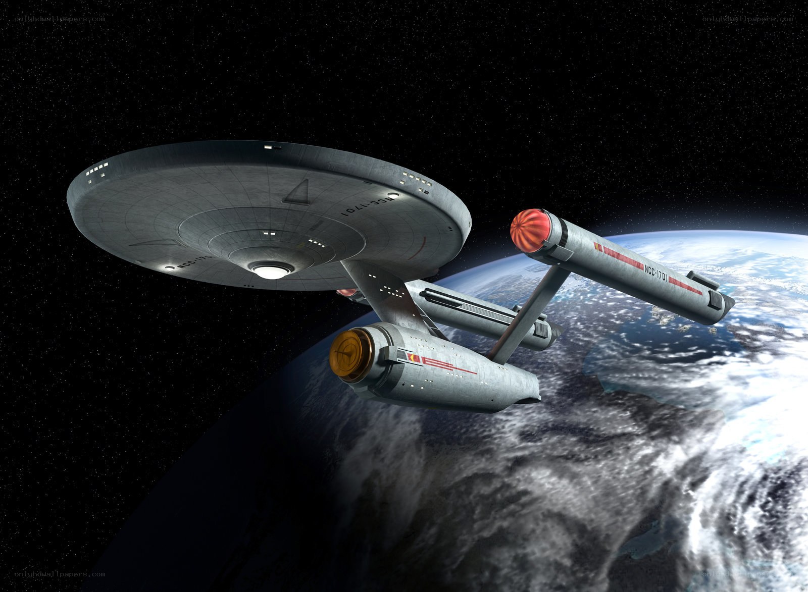 Starship orbiting a planet