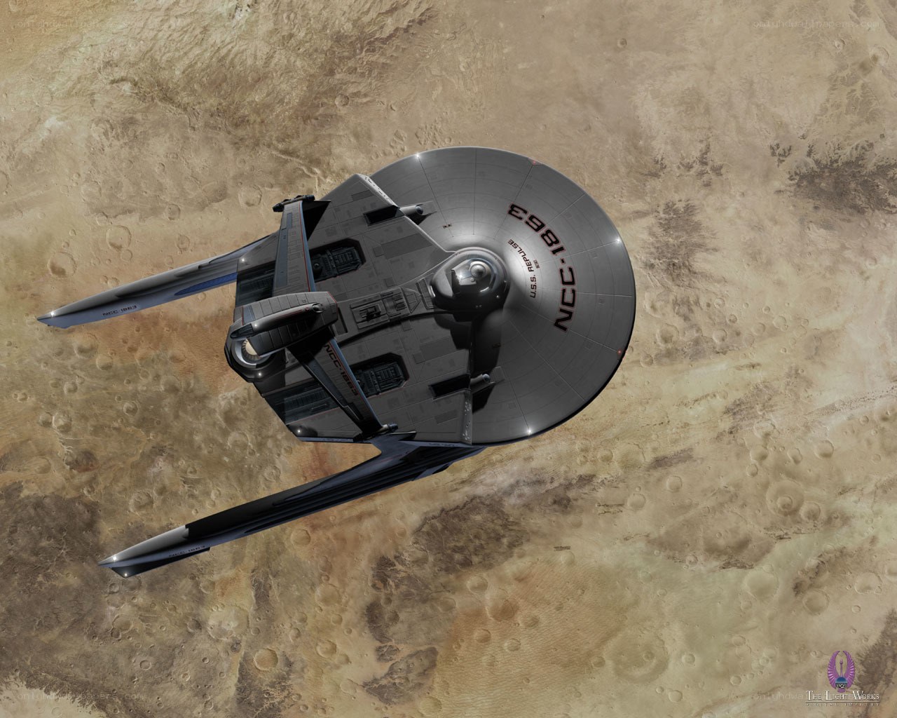 Starship orbiting a planet