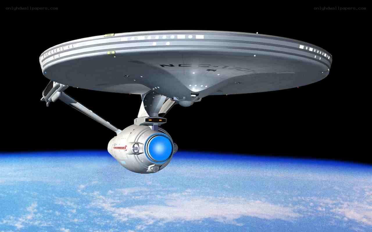Starship orbiting a planet