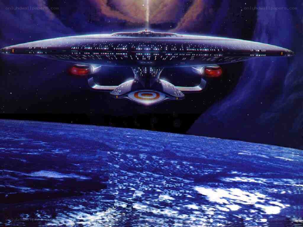 Starship orbiting a planet