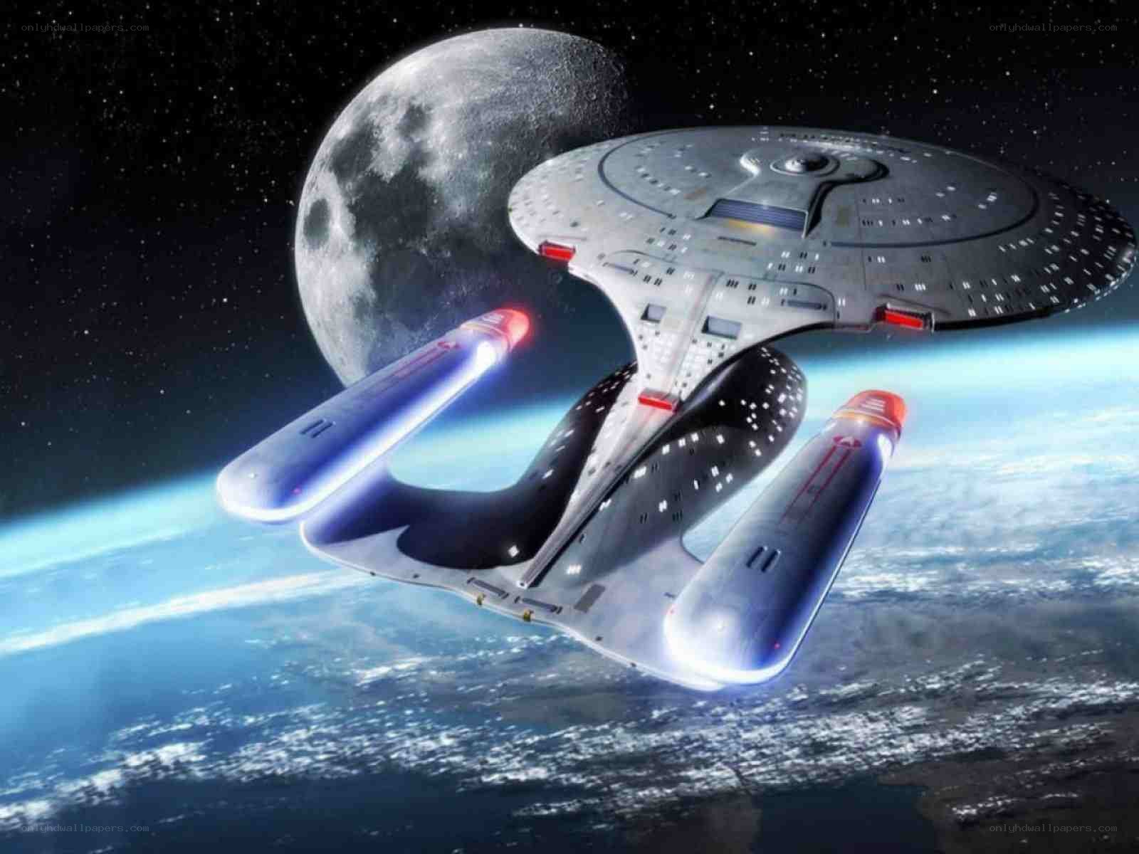 Starship orbiting a planet