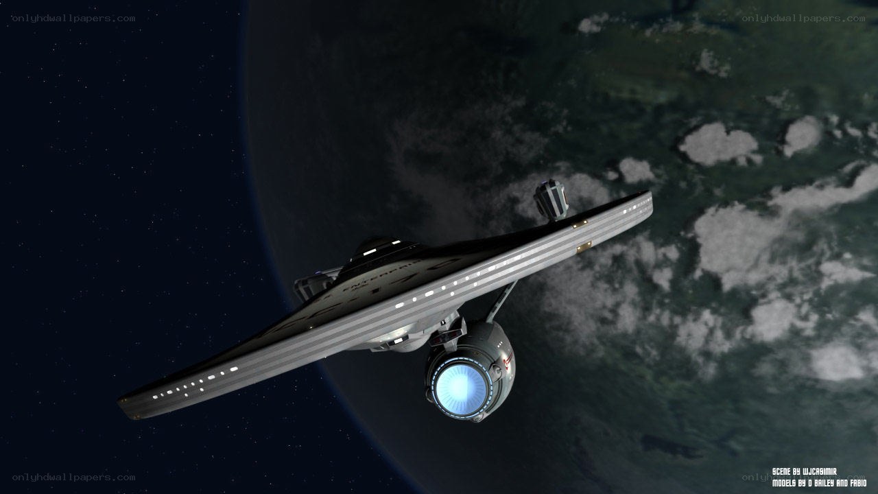 Starship orbiting a planet
