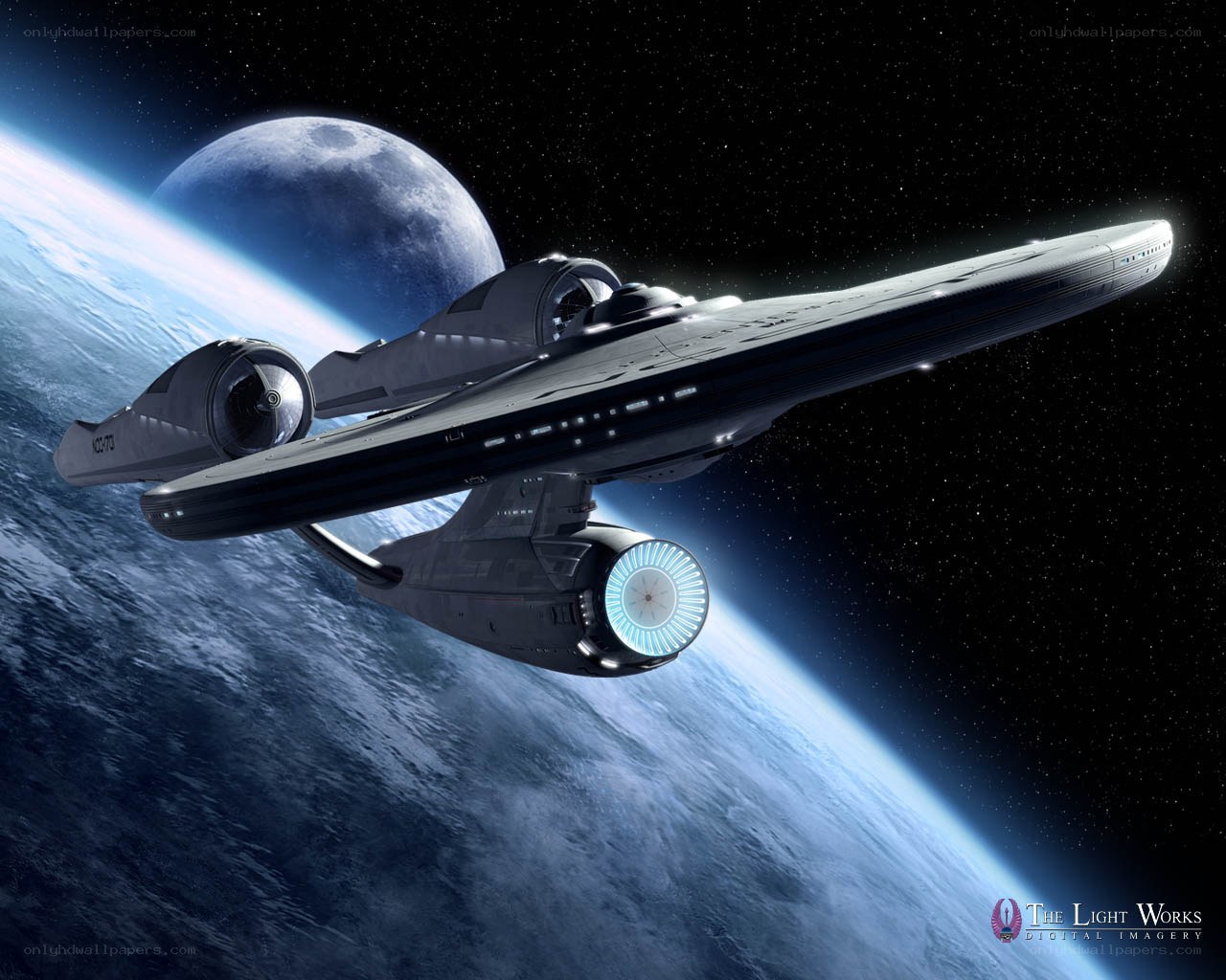 Starship orbiting a planet