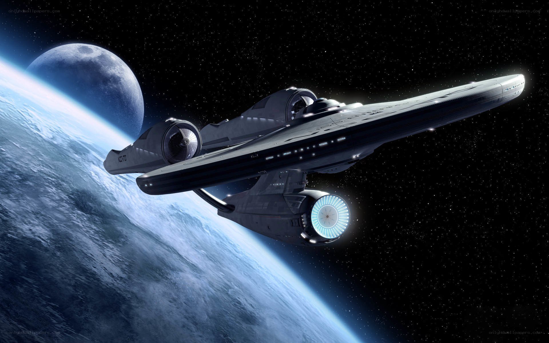 Starship orbiting a planet