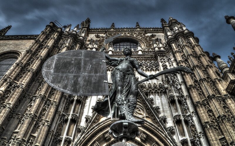Statue in Front of Cathedral — Gray