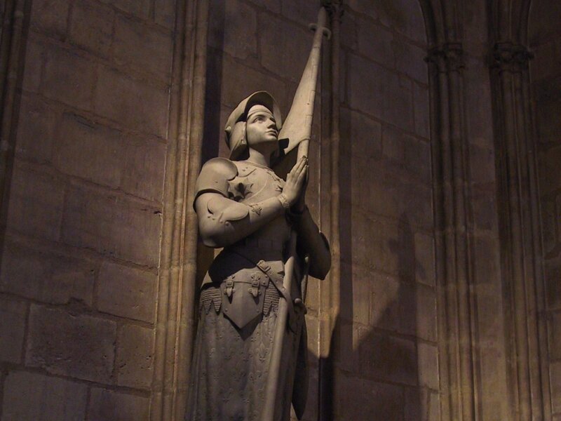 statue of a knight in armor