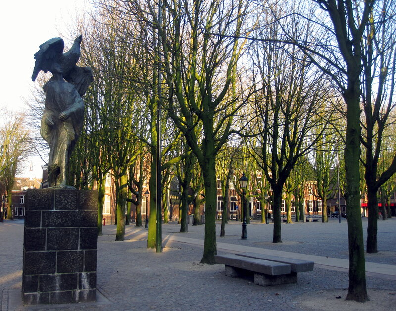 Statue of Angel and Bird