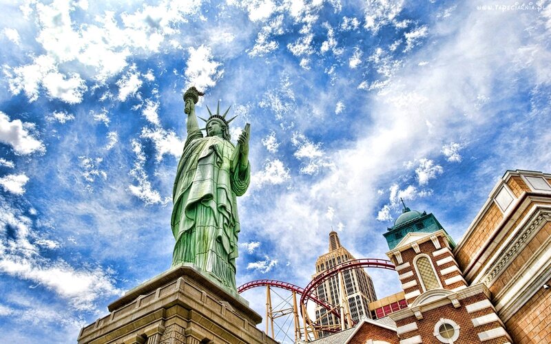 Statue of Liberty replica