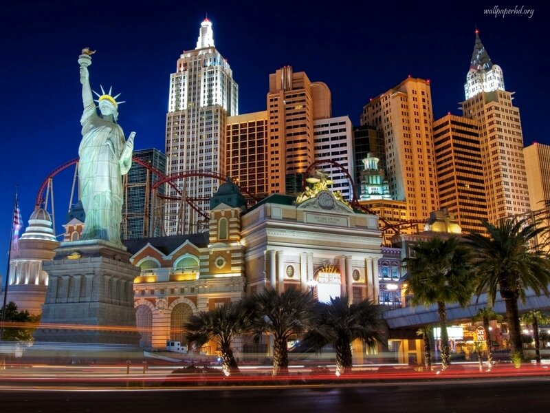 Statue of Liberty Replica — Blue, Dramatic