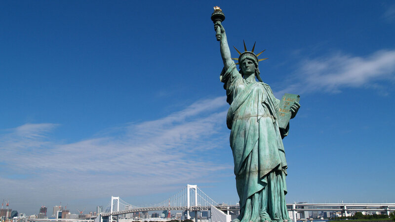 Statue of Liberty Replica — Blue, Serene