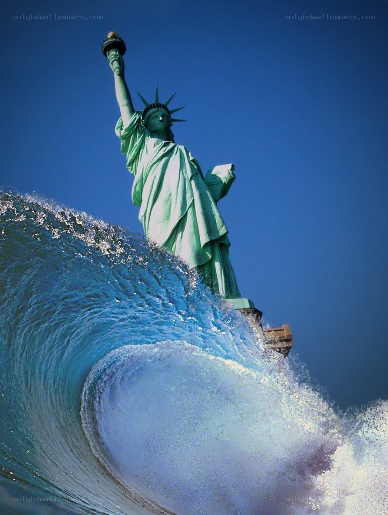 Statue of Liberty with wave