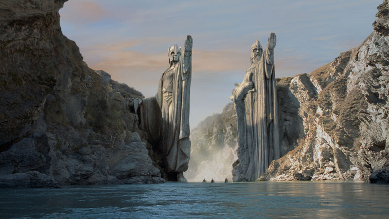 Statues at the Mouth of Anduin