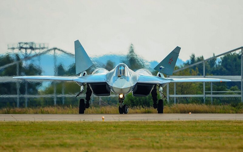 Stealth Fighter Jet — Gray, Calm