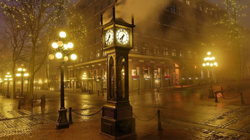 Steam Clock in City Square
