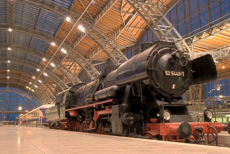 Steam Locomotive in Station — Black