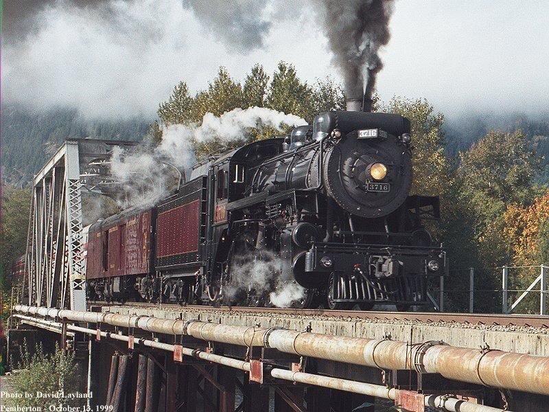 Steam Locomotive on Bridge — Black