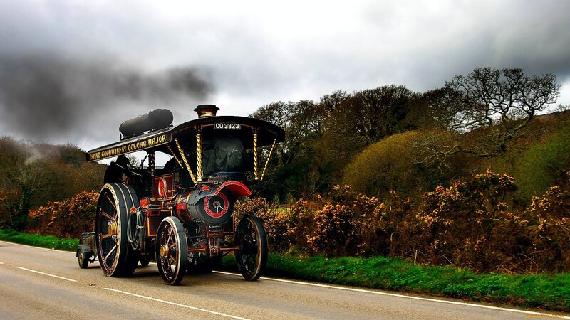 Steam Traction Engine — Black