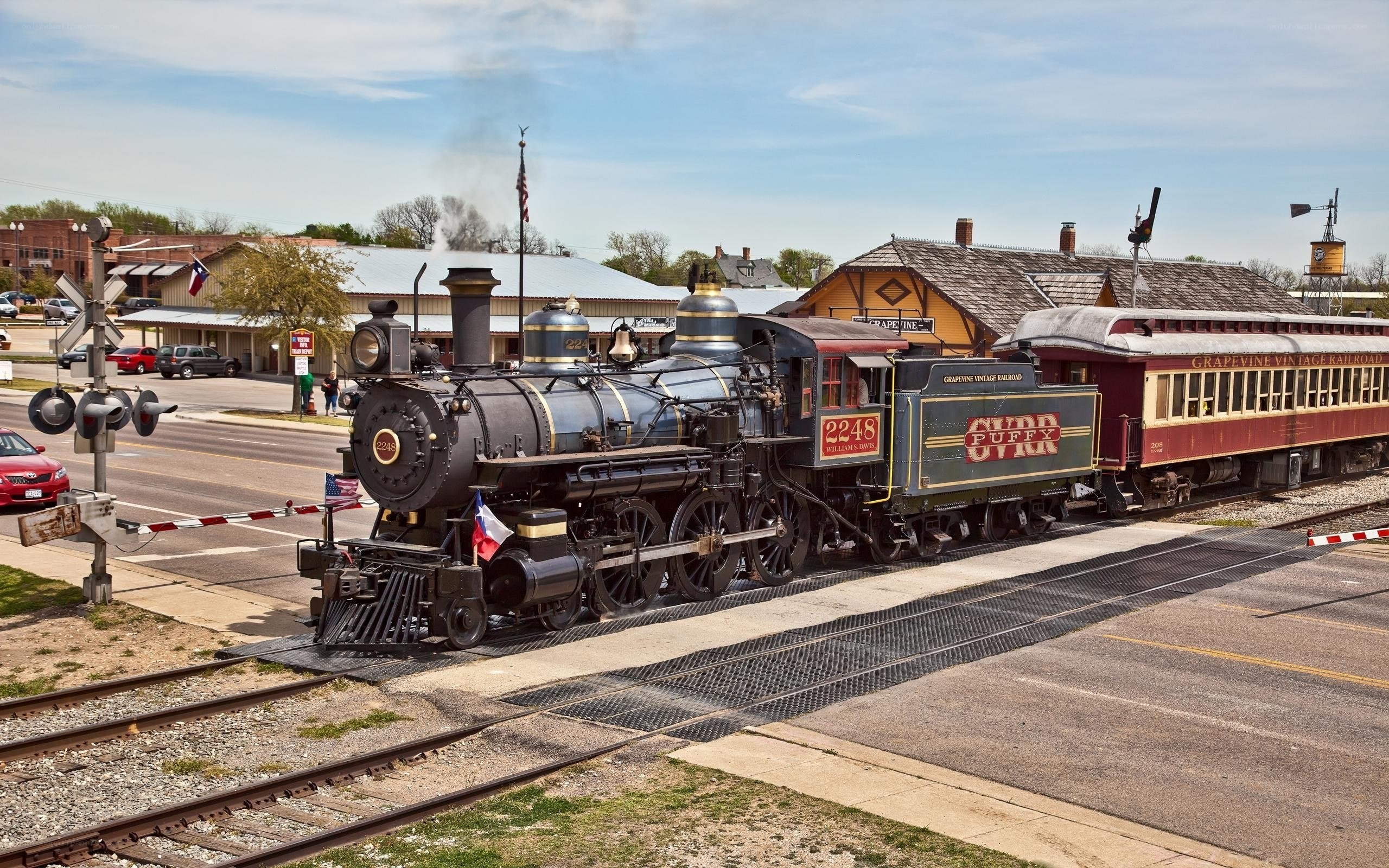 Steam train at Grapevine station