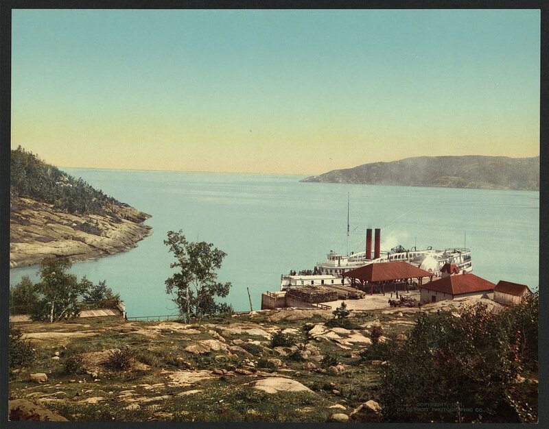 Steamboat at a lakeside dock