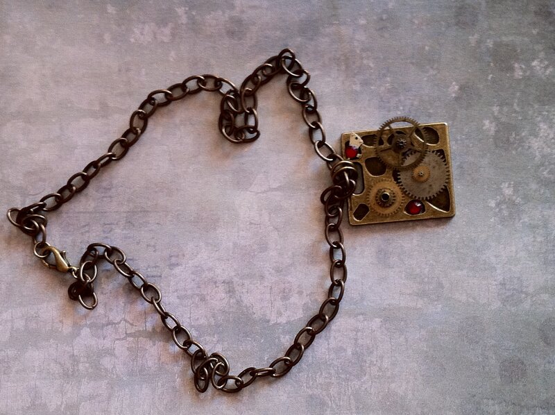 steampunk gear necklace