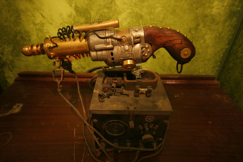 Steampunk Weapon Device — Green