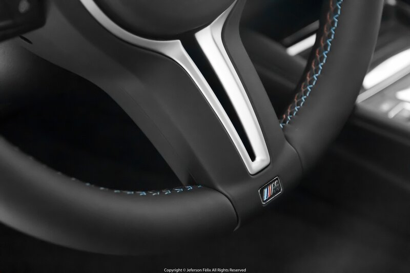 Steering Wheel Interior — Black, Modern
