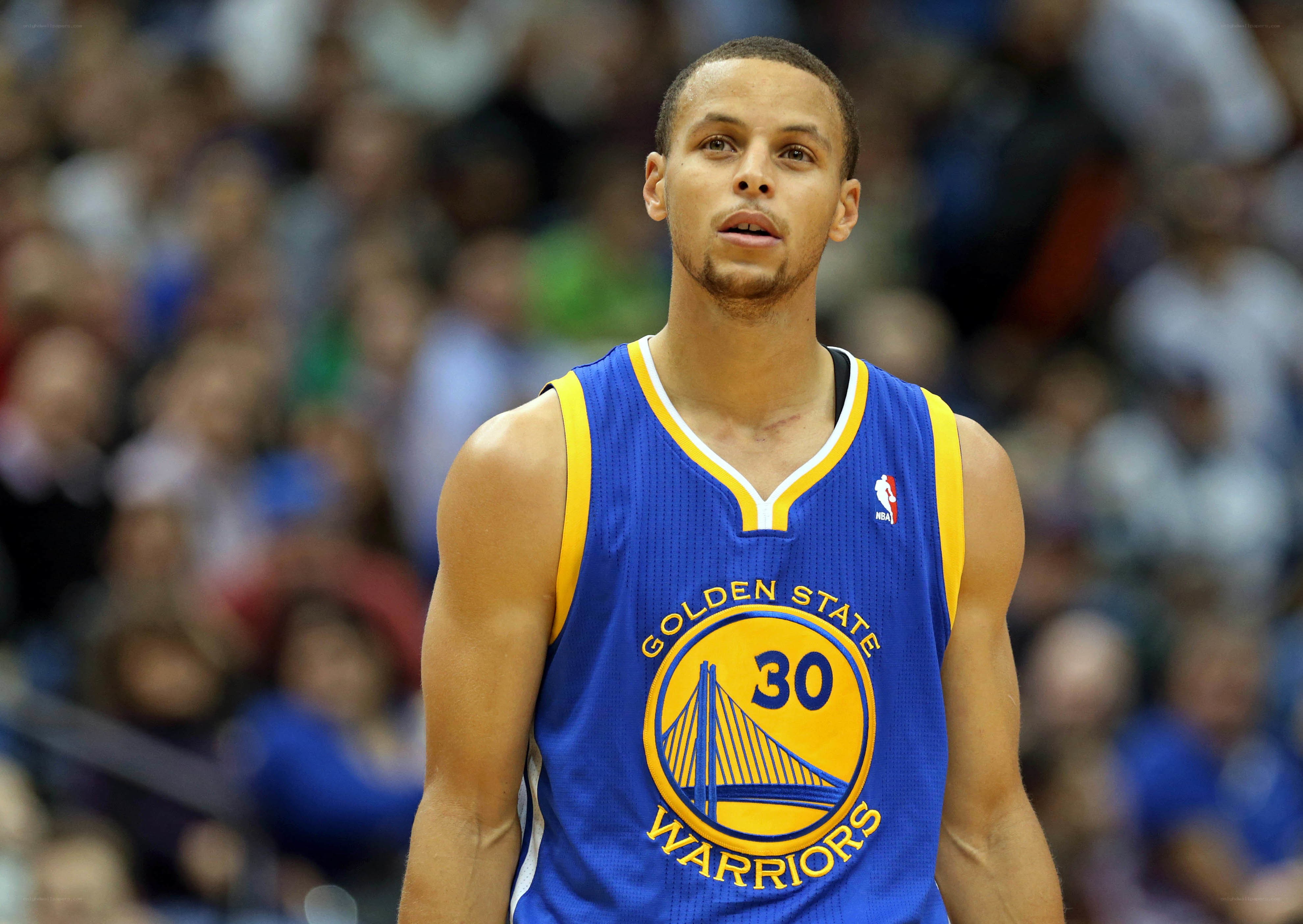 Stephen Curry in Warriors jersey