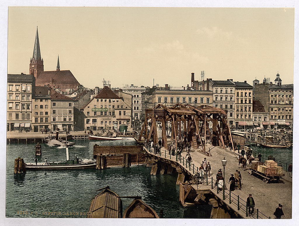 Stettin's Lange Bridge scene