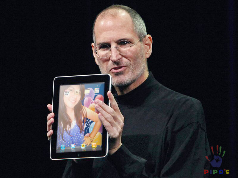 Steve Jobs presenting iPad