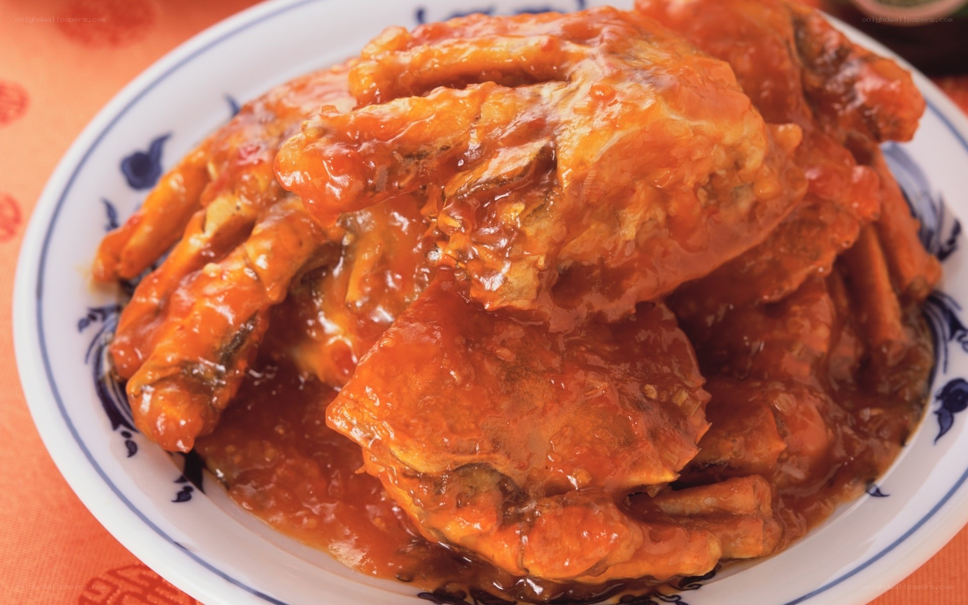Stewed crab in sauce