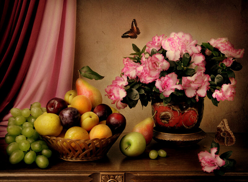 Still life with fruit and flowers