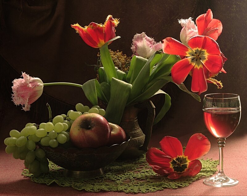 Still life with fruit and flowers