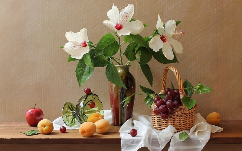 Still life with fruit and flowers