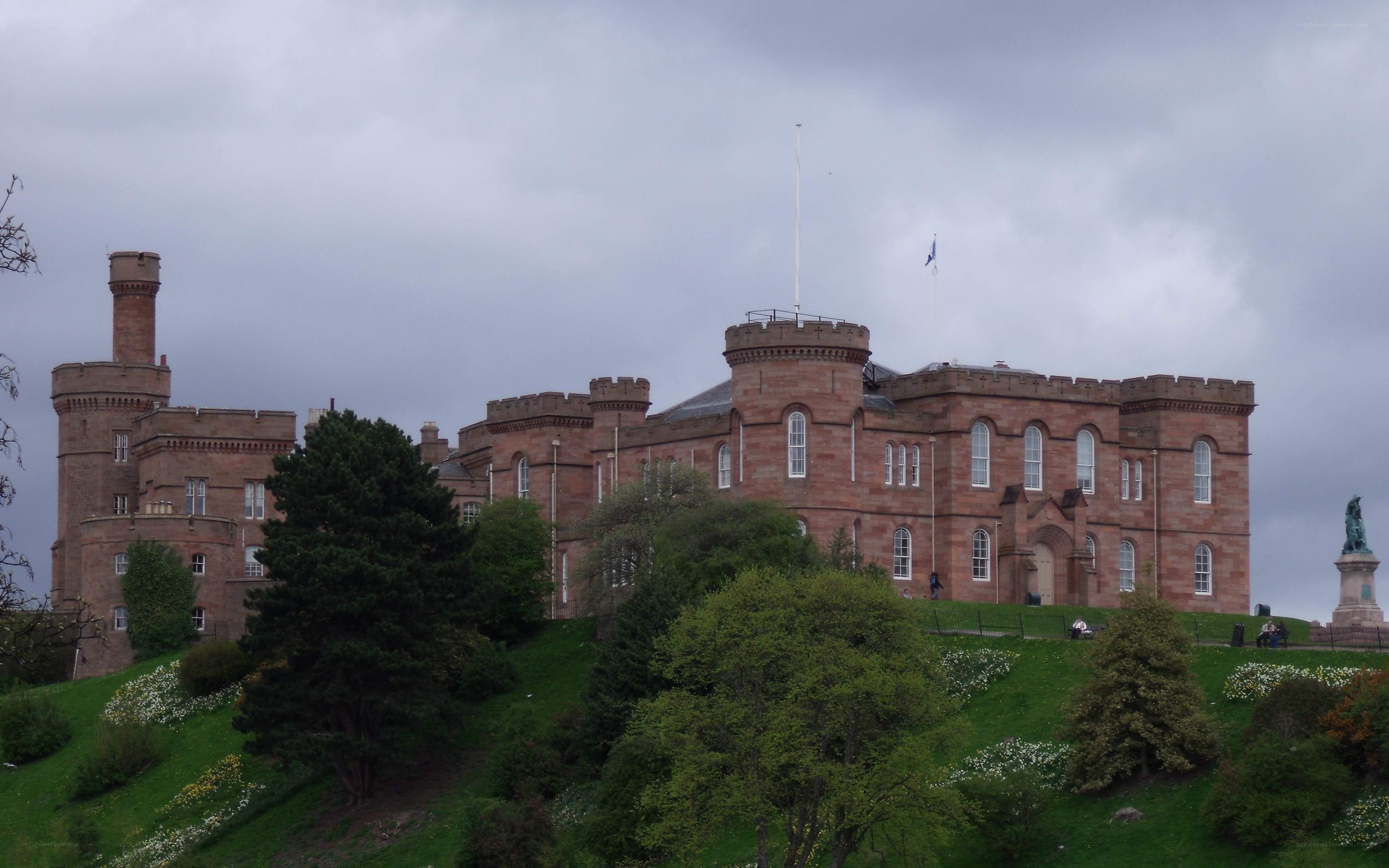 Stirling Castle on a cloudy day