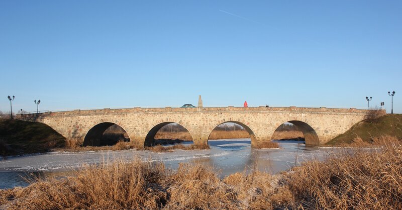 Stone Arch Bridge — Blue, Calm
