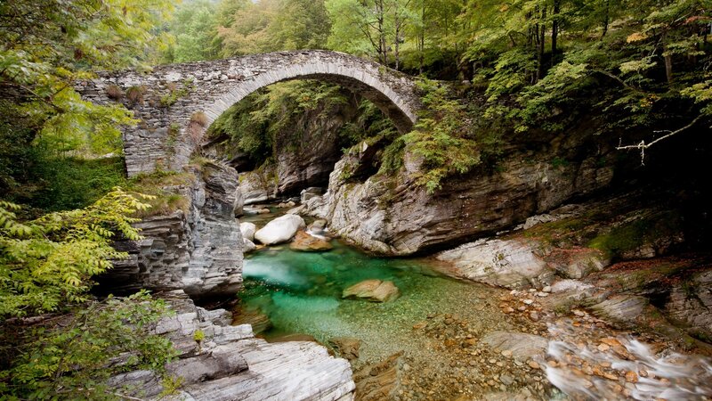 Stone Arch Bridge over River — Green, Serene, Autumn