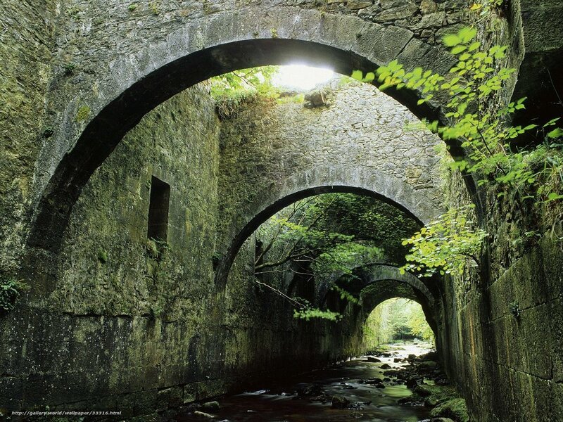 Stone arch bridge tunnel