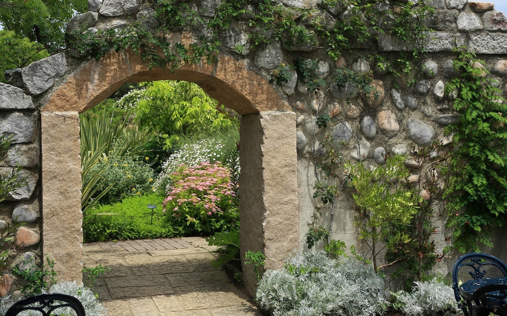 Stone archway in a garden