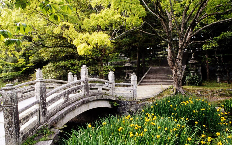 Stone Bridge in Garden — Green, Serene