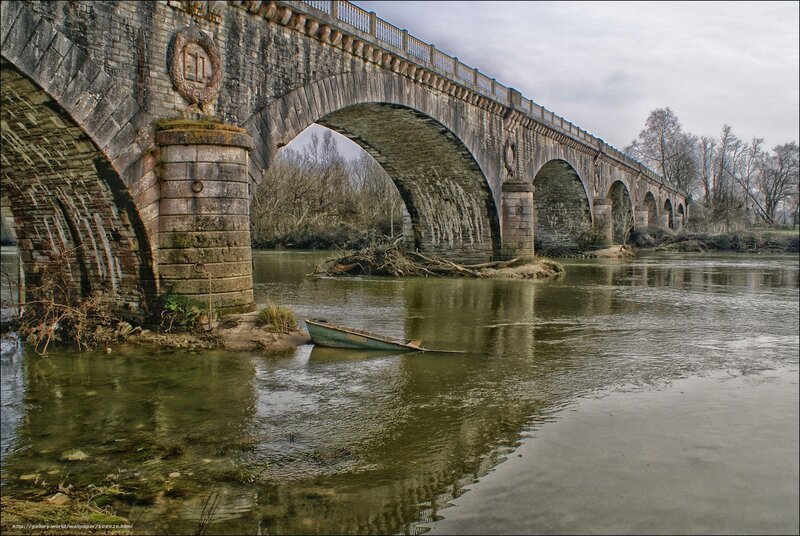Stone Bridge over River — Gray, Serene, Winter