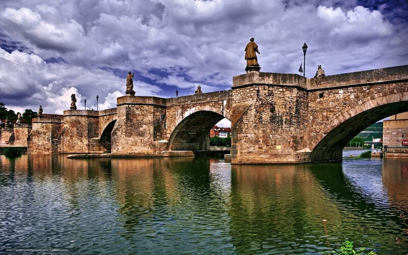 Stone Bridge with Statues