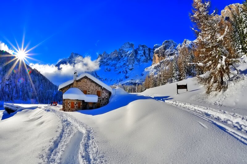Stone Cabin in Snow — Blue