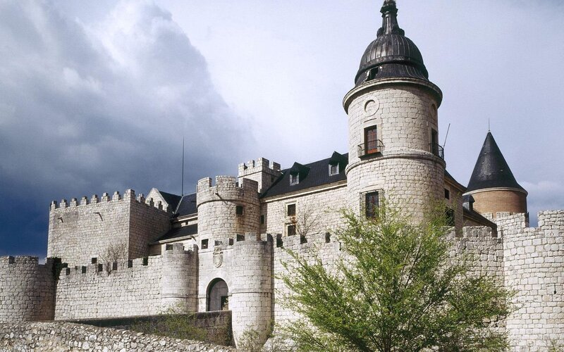 Stone Castle with Towers — Gray, Dramatic, Afternoon, Photograph, Walls