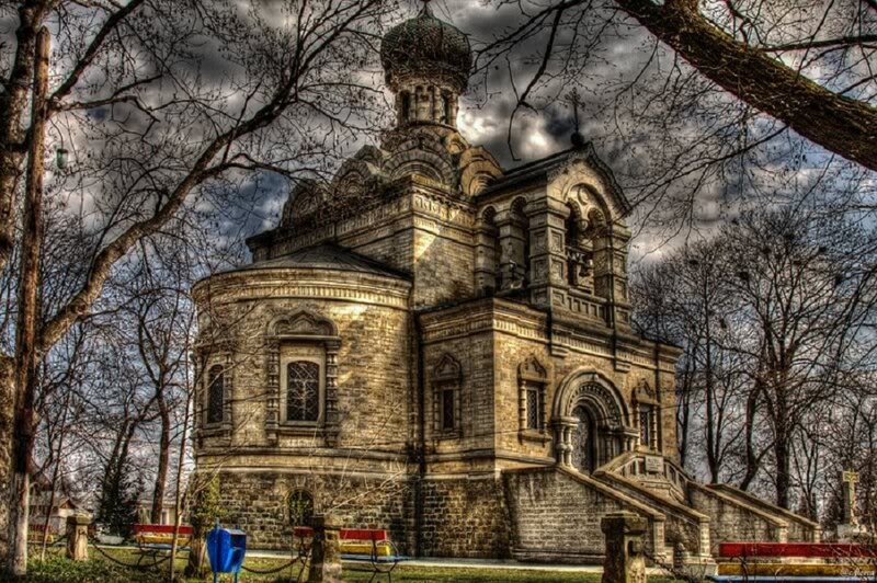 Stone Church with Dome — Gray
