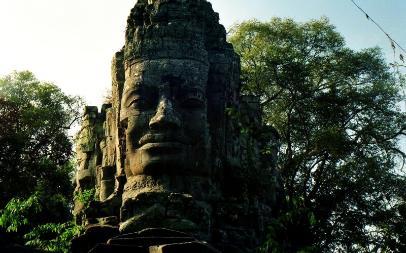 Stone Face Sculpture — Green